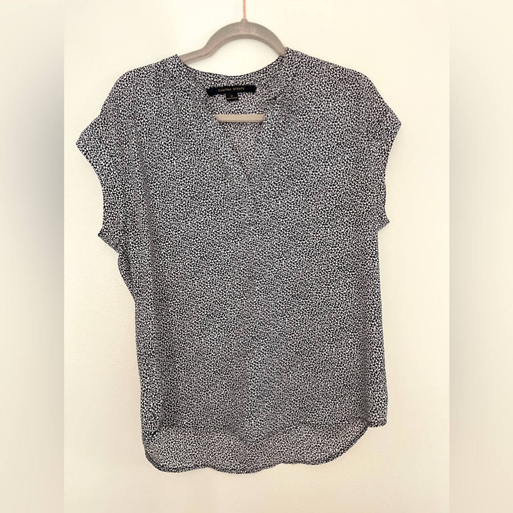 Cynthia Steffe | Black and White Print Blouse